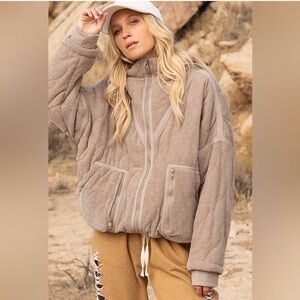 POWDER MOCHA QUILTED BOMBER JACKET